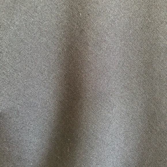 Babaton Black Midi Dress with Sleek Silhouette - Picture 8 of 10